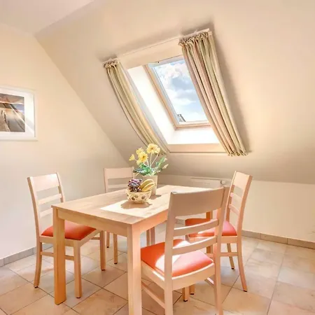 Zum Ostseestern Apartment *